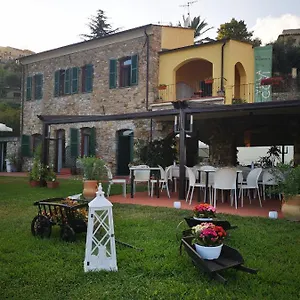 Govi Maison d'hôtes Diano Castello