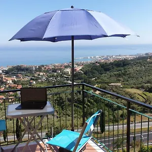  Panzió Tra Cielo E Mare Olaszország
