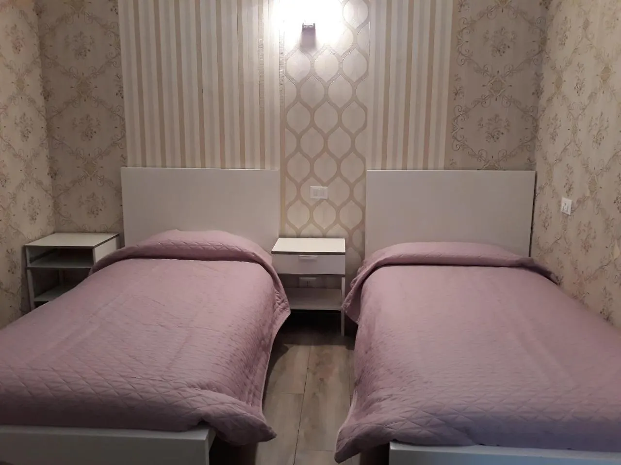 Pensión Hotel Sira House Milano